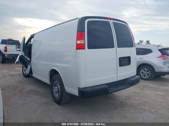 Chevrolet EXPRESS CARGO VAN 2019 1GCWGAFG0K1328175 Image 3