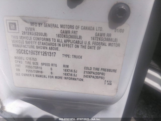 2000 CHEVROLET SILVERADO 1500 LS VIN: 2GCEC19V3Y1261317