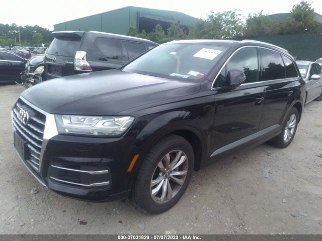 WA1LHAF75JD029613 Audi Q7 Premium Plus