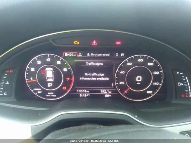 WA1LHAF75JD029613 Audi Q7 Premium Plus