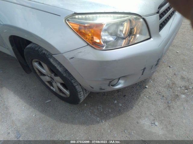 2008 TOYOTA RAV4 LTD VIN: JTMBD31V286060251