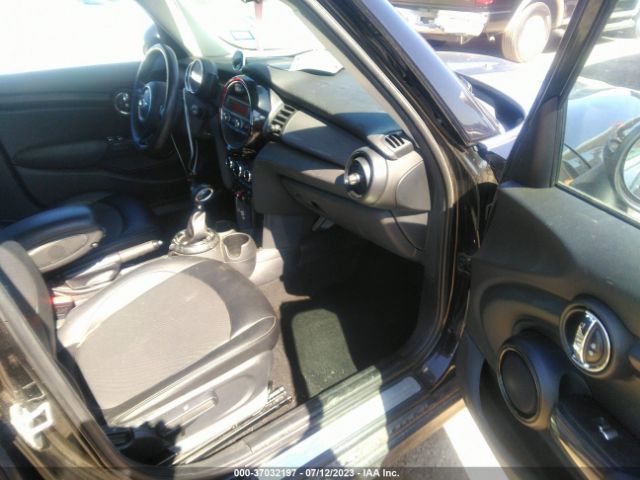 WMWXS5C52FT833624 Mini COOPER HARDTOP 4 DOOR