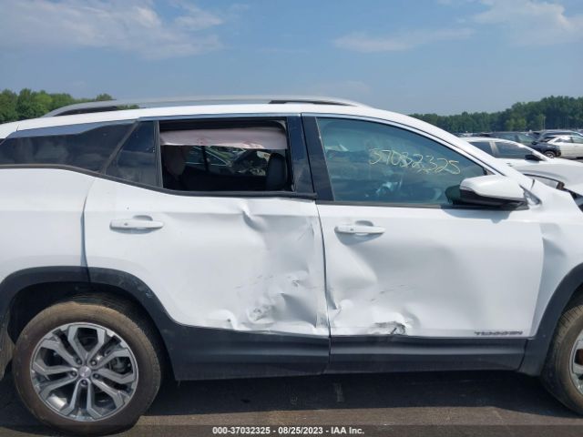 3GKALVEVXML340525 GMC Terrain Slt