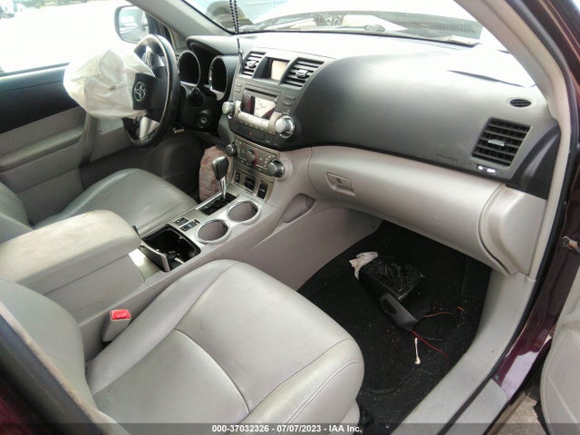 2012 TOYOTA HIGHLANDER VIN: 5TDBK3EH1CS108406