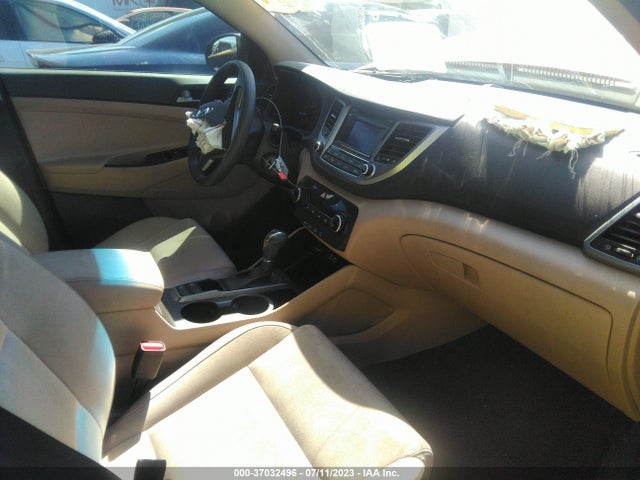 Hyundai TUCSON SE 2016 KM8J23A40GU208489 Image 11
