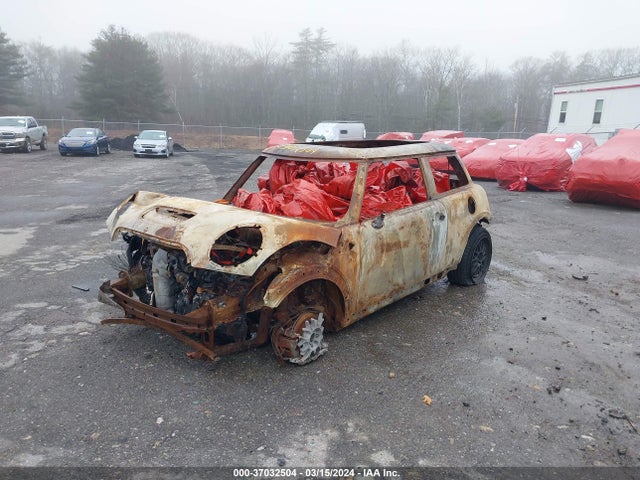 2013 MINI HARDTOP WMWSV3C59DT477045 Photo 1
