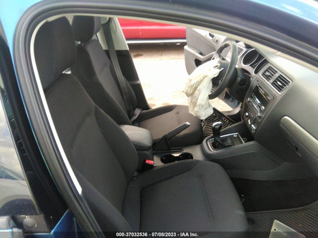 3VWD17AJ4FM420765 Volkswagen Jetta Sedan 1.8t Se