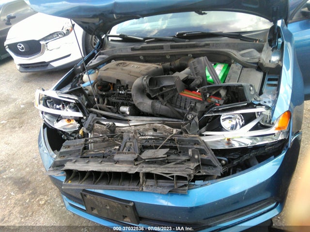 3VWD17AJ4FM420765 Volkswagen Jetta Sedan 1.8t Se