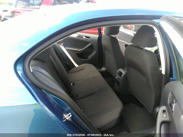 3VWD17AJ4FM420765 Volkswagen Jetta Sedan 1.8t Se
