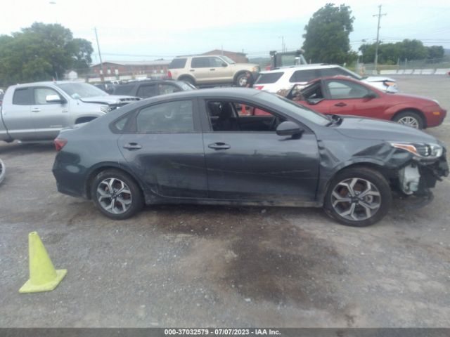3KPF24AD2KE129073 KIA Forte Lxs