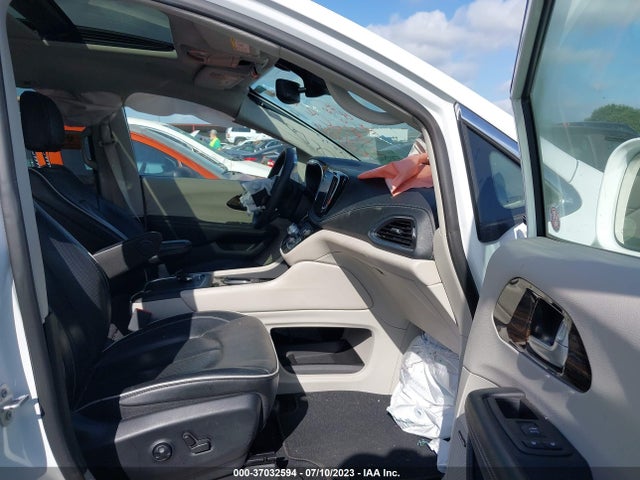 Chrysler Pacifica Limited 2022 2C4RC1GG4NR114409 Image 12