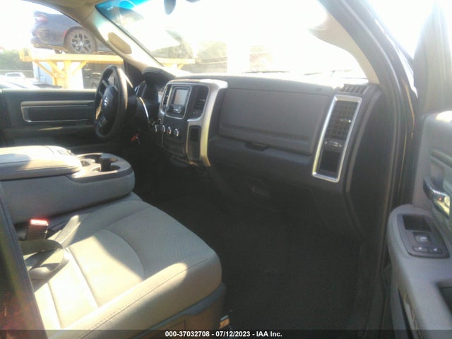 2019 RAM 1500 CLASSIC SLT VIN: 1C6RR6TT6KS657650