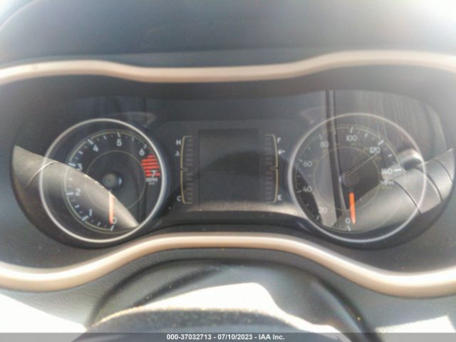 1C4PJMCB8JD593388 Jeep Cherokee Latitude
