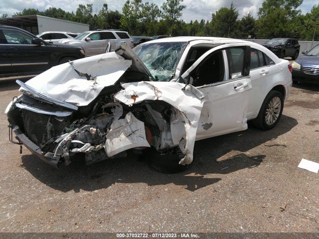 2013 CHRYSLER 200 LX VIN: 1C3CCBAB4DN671524