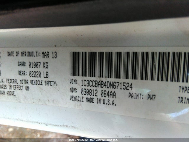 2013 CHRYSLER 200 LX VIN: 1C3CCBAB4DN671524