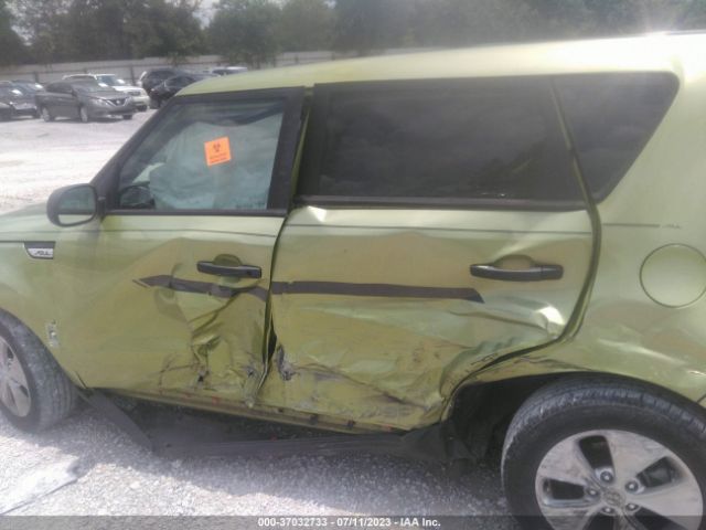 KNDJN2A2XF7752774 KIA Soul Base