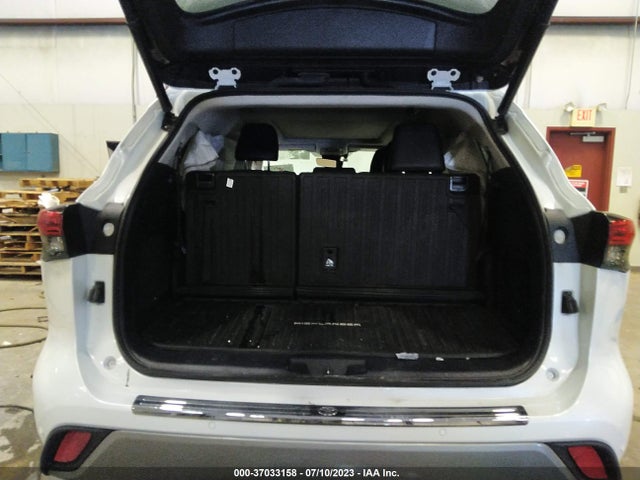Toyota Highlander Platinum 2022 5TDFZRBH3NS216629 Image 5