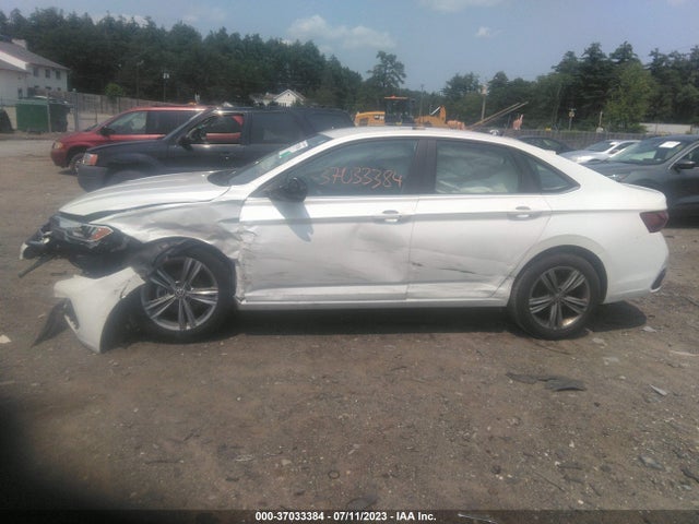 3VWEM7BU8NM017987 Volkswagen JETTA SE