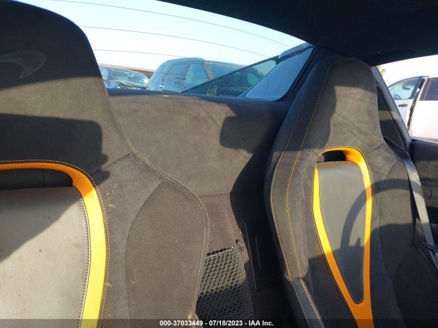 2021 McLaren 720S, VIN: SBM14FCA2MW006103