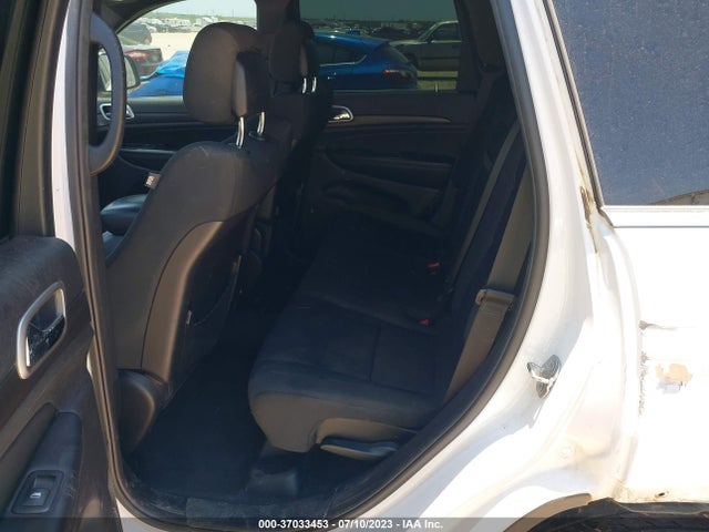 1C4RJEAG4JC126245 Jeep Grand Cherokee Laredo E