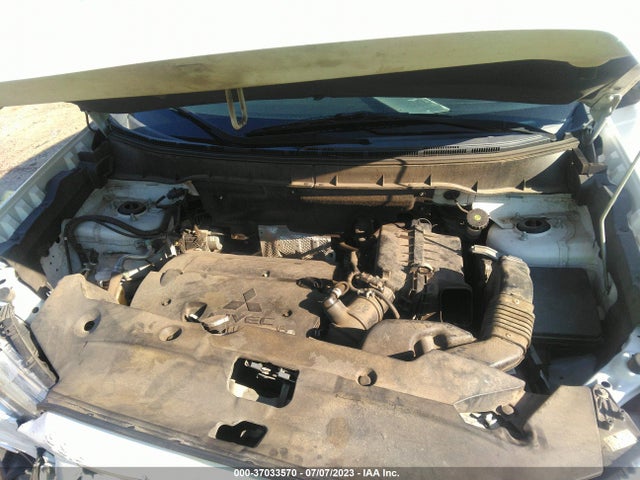 4A4AP3AU2FE030902 Mitsubishi Outlander Sport Es