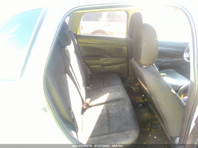 4A4AP3AU2FE030902 Mitsubishi Outlander Sport Es