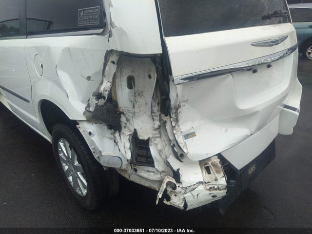 2C4RC1BG7GR245084 Chrysler Town & Country Touring