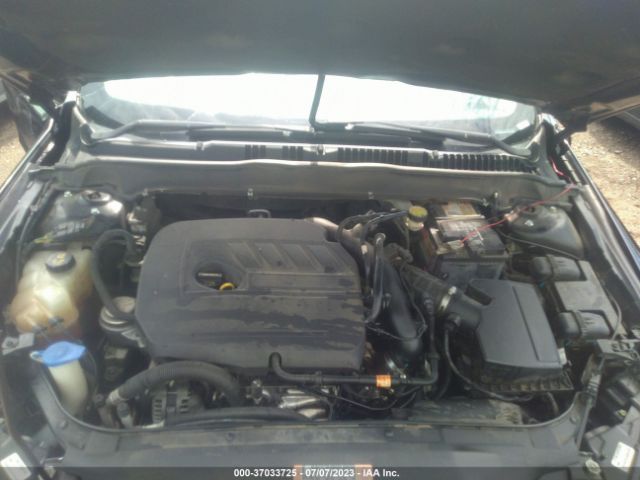 3FA6P0HD2GR110156 Ford FUSION SE