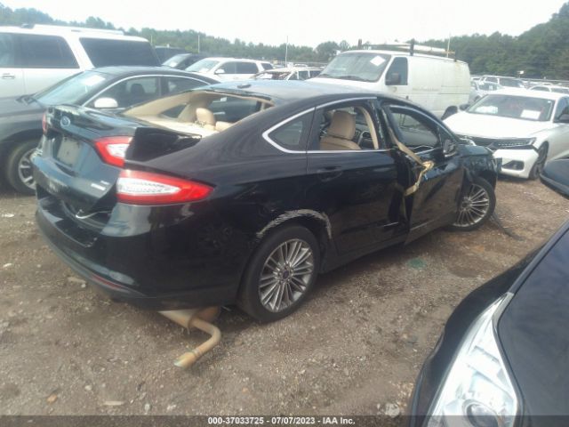 3FA6P0HD2GR110156 Ford FUSION SE