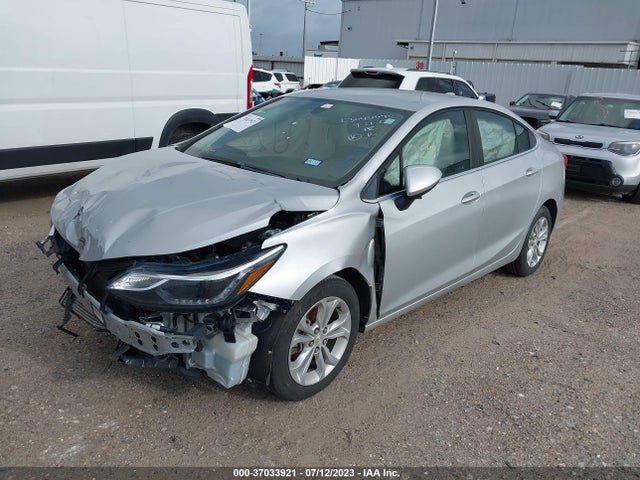 Chevrolet CRUZE LT 2019 1G1BE5SM3K7144829 Image 2