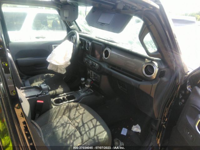 1C4HJXEG1NW163694 Jeep Wrangler Unlimited Sahara