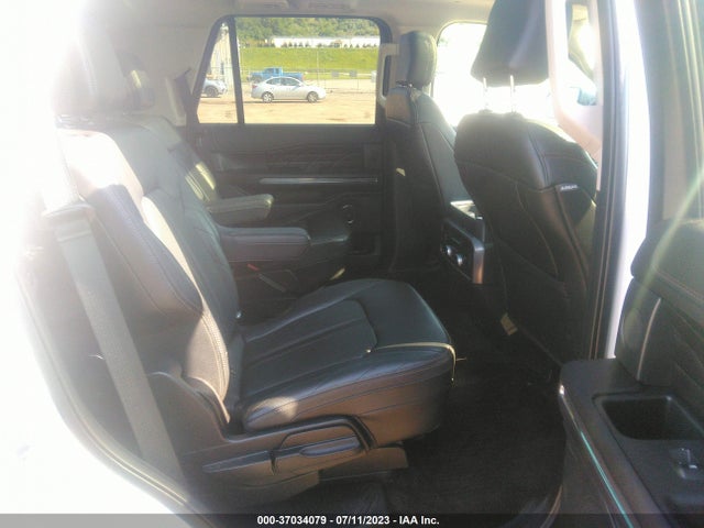 Ford Expedition Platinum 2018 1FMJU1MT2JEA06787 Image 8