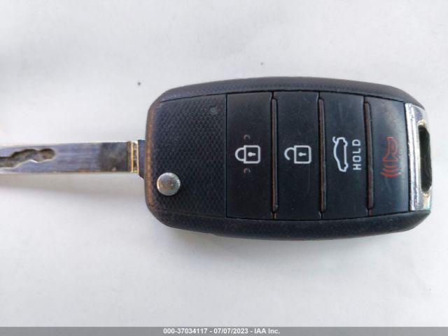 KNAGT4L36G5094883 KIA Optima Lx