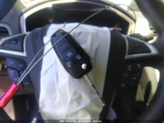 3FA6P0H78GR386576 Ford FUSION SE