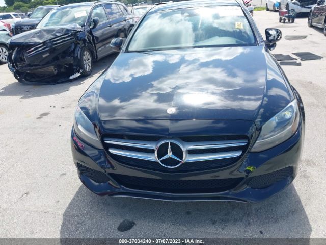 55SWF4JB5GU144640 Mercedes-Benz C-class C 300