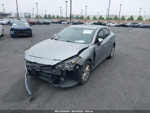Mazda Mazda3 I Touring 2014 JM1BM1V72E1193083 Image 2