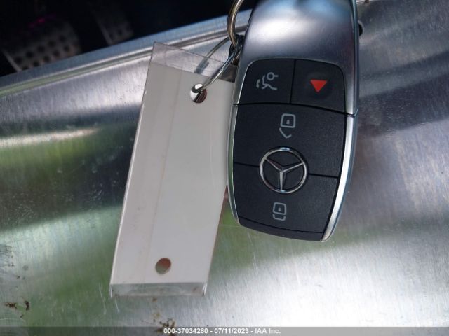 W1N4M4GB3MW107933 Mercedes-Benz Glb Glb 250