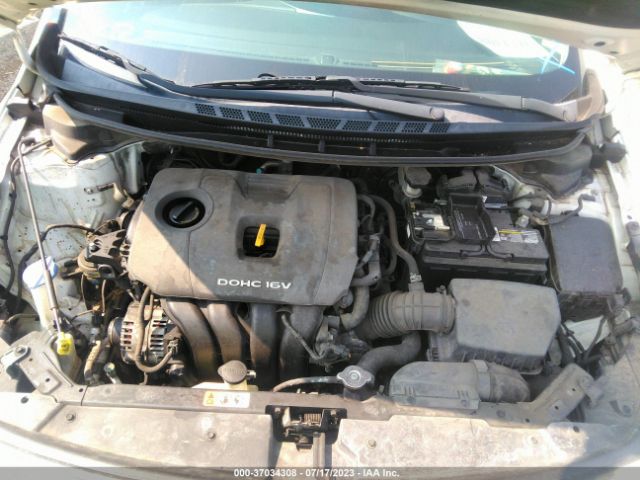 3KPFK4A7XHE031718 KIA FORTE LX