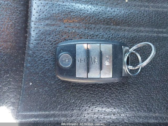 5XYKTDA65EG457253 KIA SORENTO LX