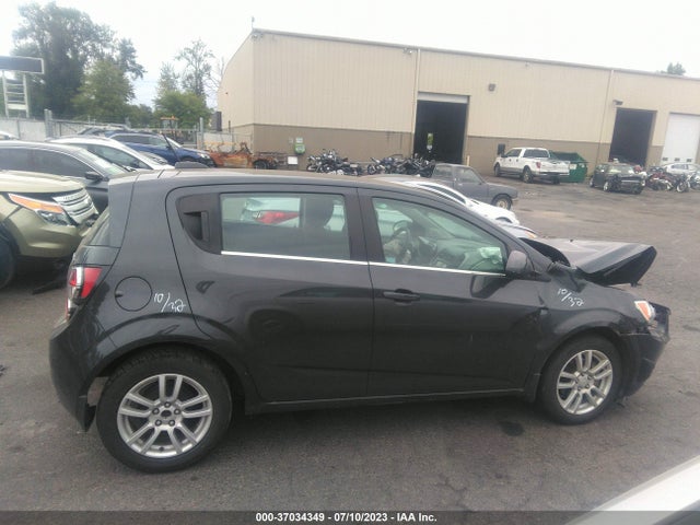 Chevrolet SONIC LT 2015 1G1JC6SH9F4165105 Image 5