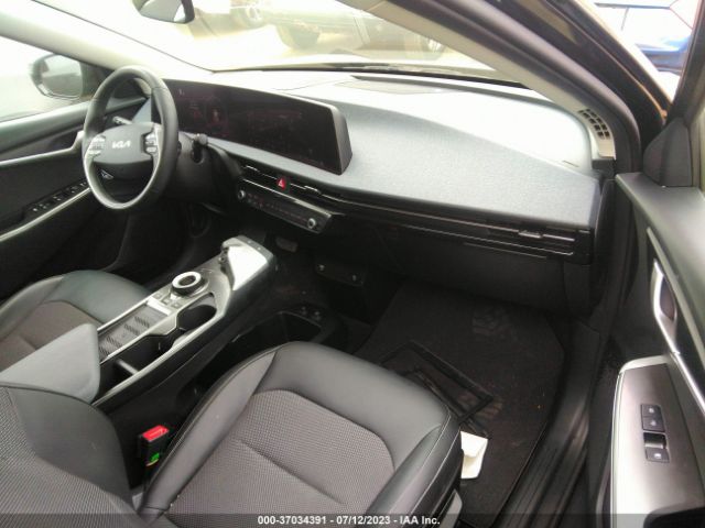 KNDC34LB2N5058386 KIA EV6 LIGHT