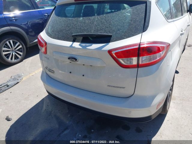 1FADP5FU4HL114152 Ford C-max Energi Titanium