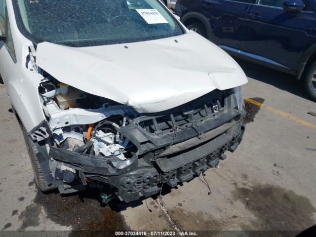 1FADP5FU4HL114152 Ford C-max Energi Titanium