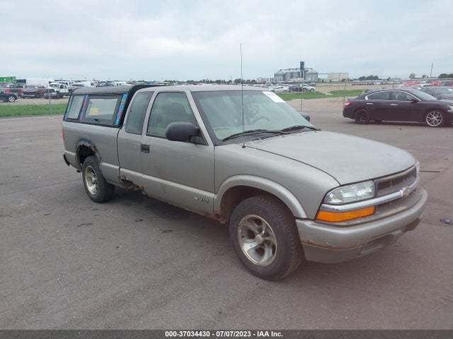 2001 CHEVROLET S-10 LS VIN: 1GCCS19W218189564