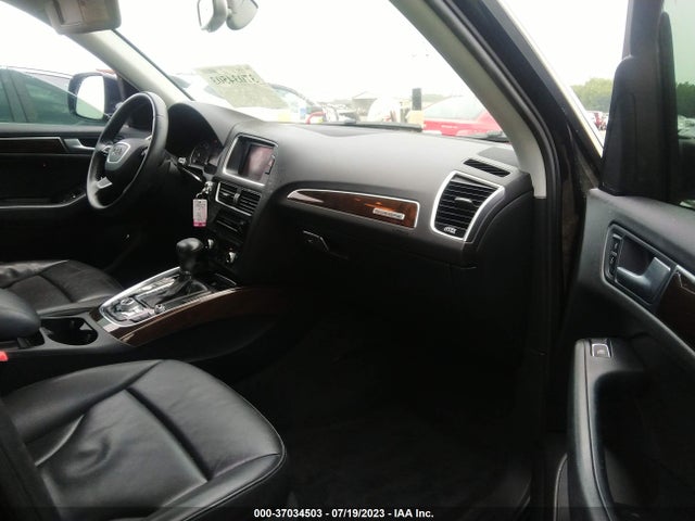 WA1LFAFP6EA006001 Audi Q5 Premium Plus