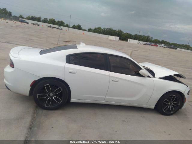2C3CDXHG7FH901807 Dodge Charger Sxt