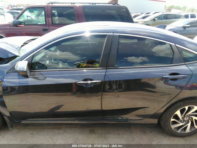 2HGFC2F75JH504379 Honda Civic Sedan Ex