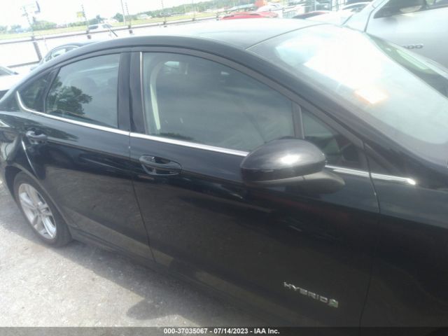 3FA6P0LU7JR209358 Ford Fusion Hybrid Se