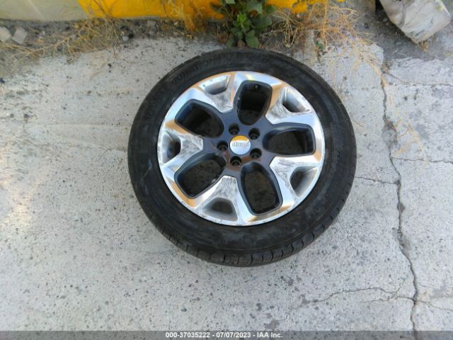 3C4NJDCB1KT753162 Jeep Compass Limited