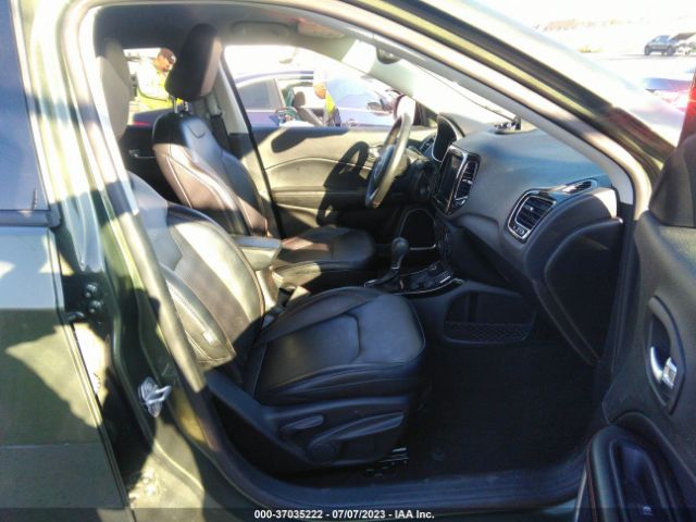 3C4NJDCB1KT753162 Jeep Compass Limited